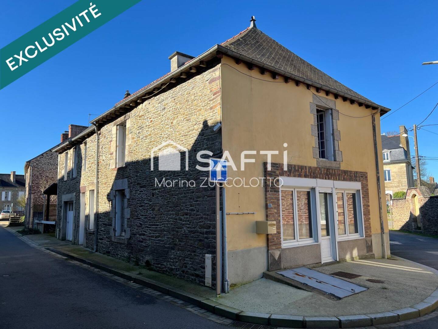 Maison 10 pièces 221 m² · à Mauron · 221 m² · 199 900 €