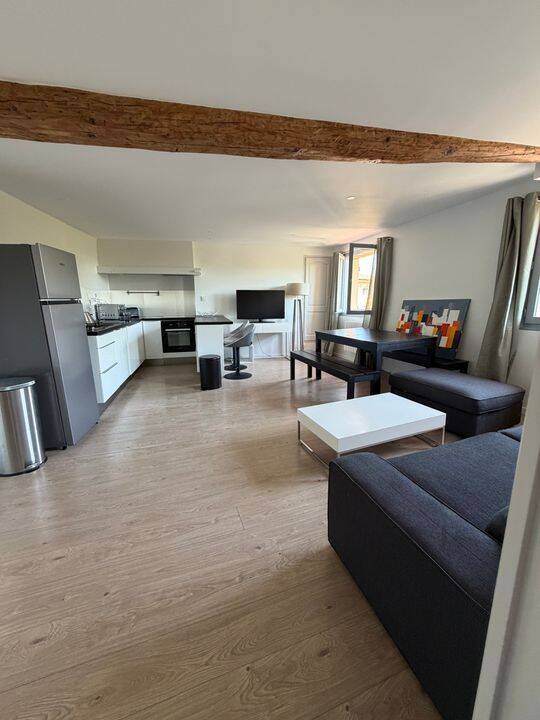 Appartement 2 pièces 55 m² · à Aix-en-Provence · 55 m² · 1 600 €