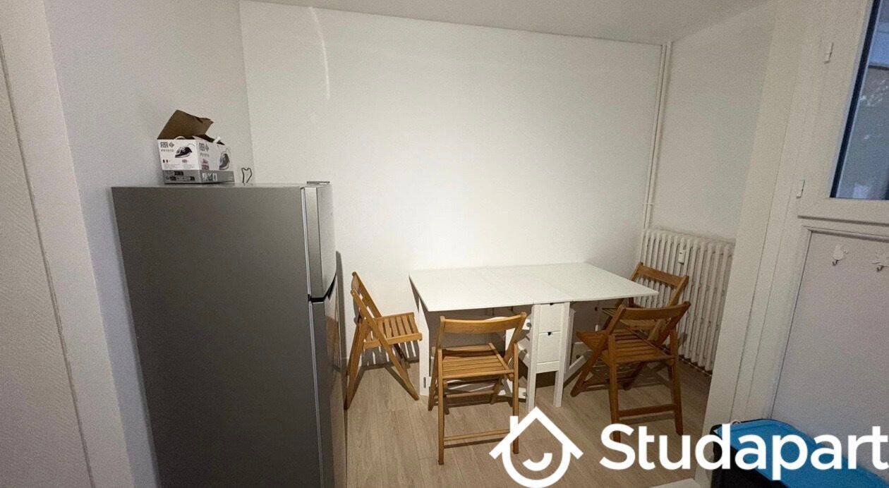 1 pièce 9 m² · à Amiens · 9 m² · 380 €/mois