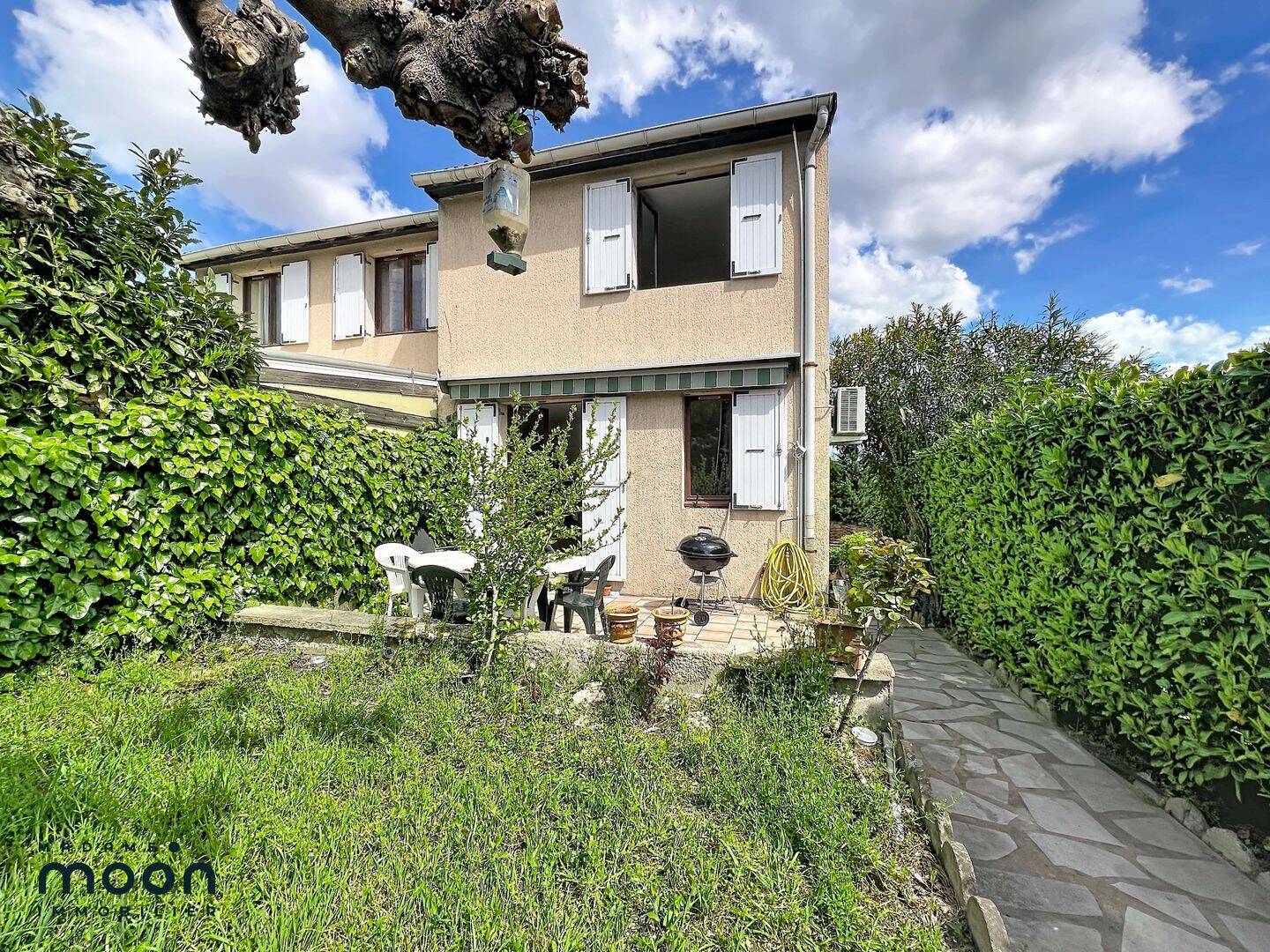 Maison 4 pièces 89 m² · à Oullins-Pierre-Bénite · 89 m² · 250 000 €