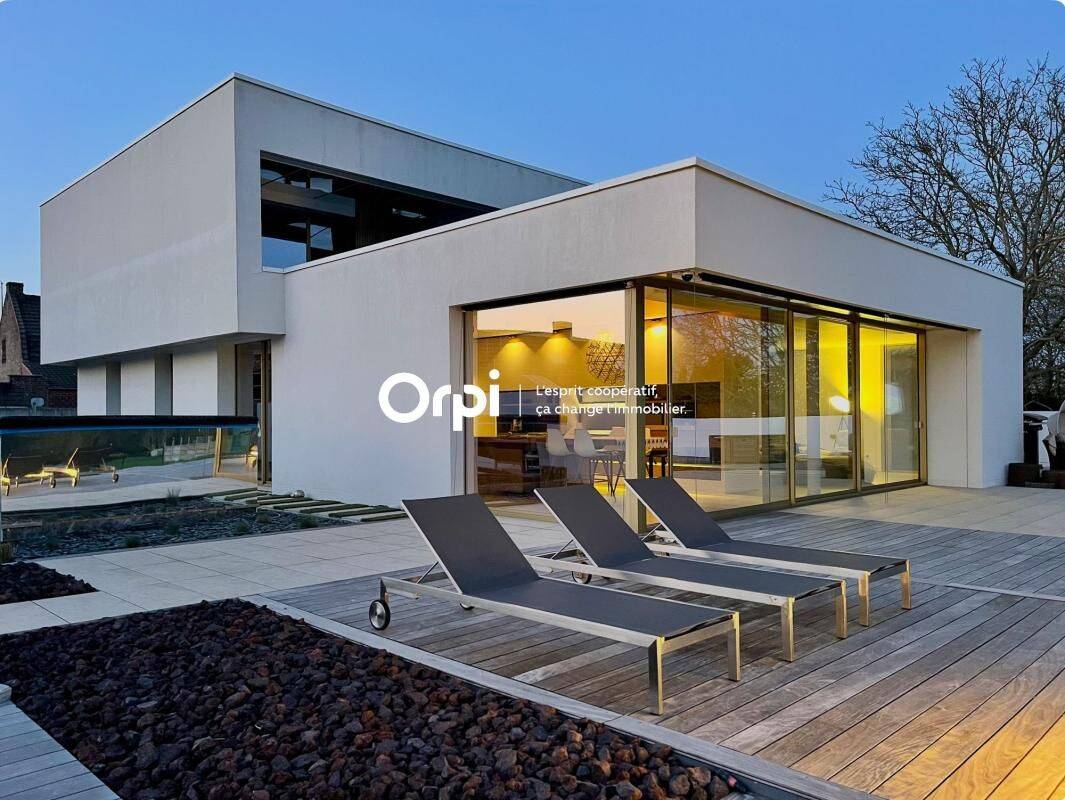 Maison 5 pièces 260 m² · à Mérignies · 260 m² · 1 090 000 €