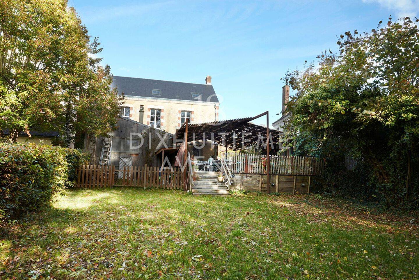 Maison 6 pièces 160 m² · à Cour-Maugis sur Huisne · 160 m² · 288 000 €