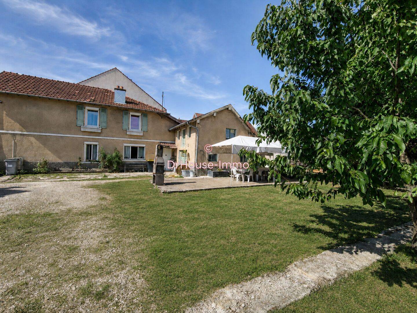 Maison 5 pièces 130 m² · à Colombier-Fontaine · 130 m² · 139 000 €