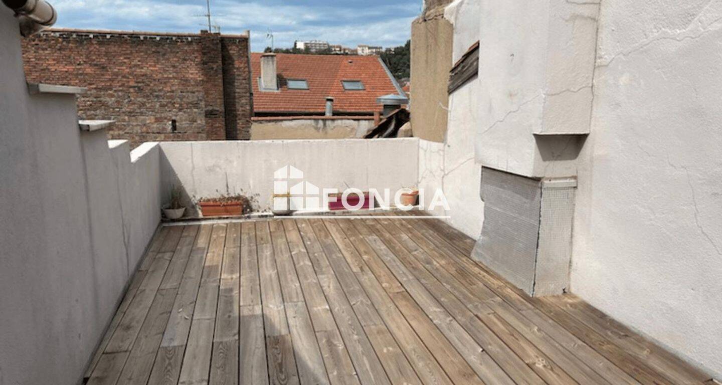 Appartement 1 pièce 30 m² · à Saint-Étienne · 30,2 m² · 410 €