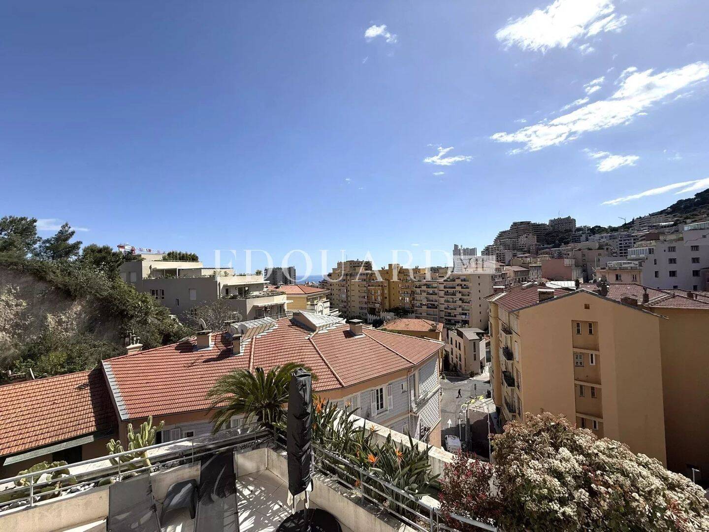 Appartement 4 pièces 77 m² · à Beausoleil · 77 m² · 2 950 €/mois