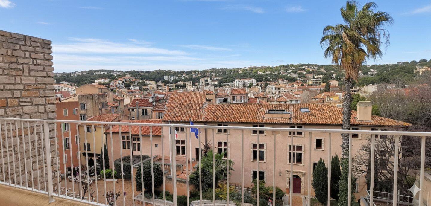 Appartement 1 pièce 20 m² · à Cassis · 19,6 m² · 180 000 €