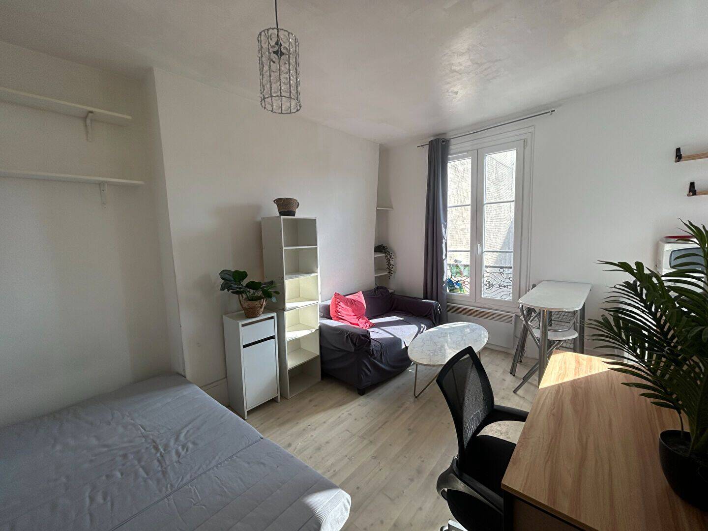 Appartement 1 pièce 19 m² · à Paris 10ème Arrondissement · 18,7 m² · 1 100 €