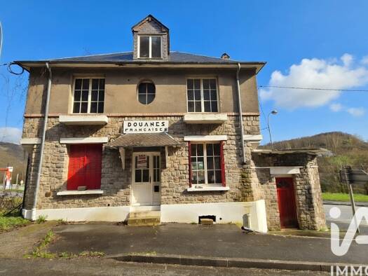 Immeuble à vendre 49 000 € 106 m² Nord et Est Fumay 08170