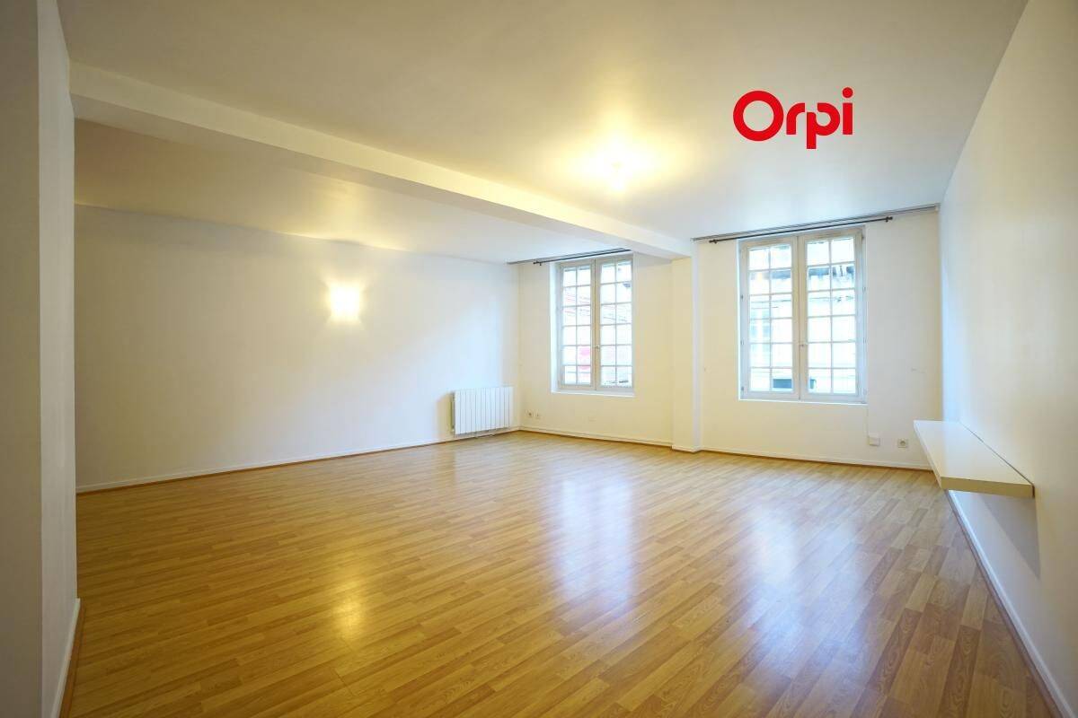 Appartement 4 pièces 113 m² · à Bernay · 112,5 m² · 750 €/mois