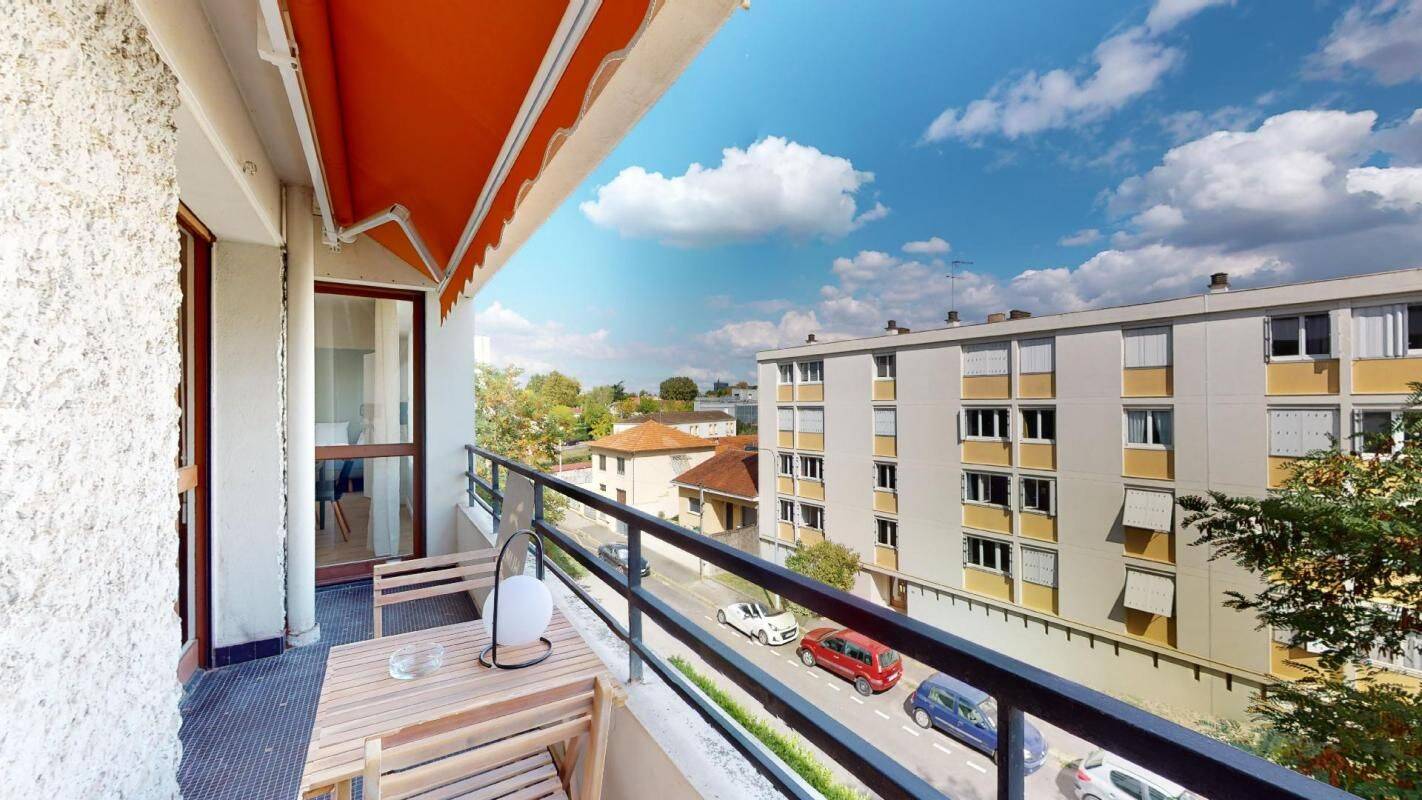 5 pièces 93 m² · à Mérignac · 93 m² · 580 €