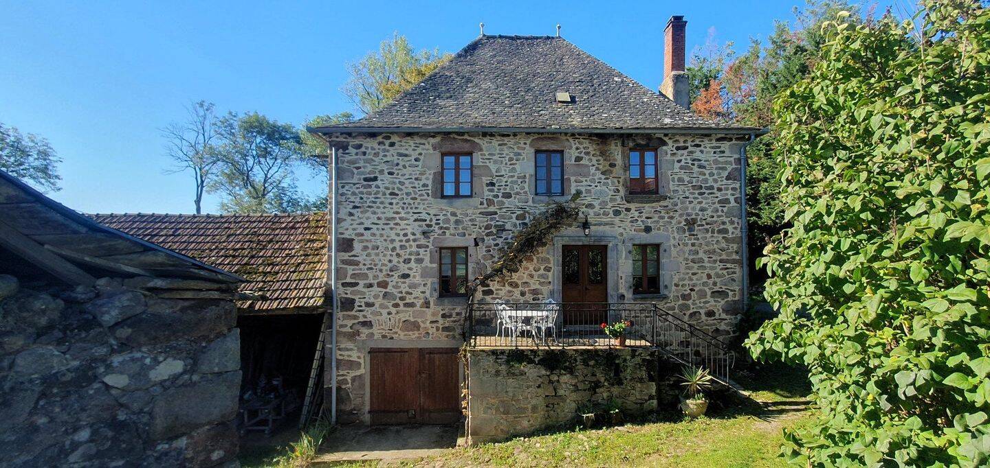 Maison 6 pièces 184 m² · à Najac · 184 m² · 290 000 €
