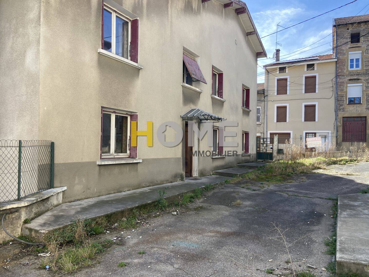 Maison 5 pièces 93 m² · à Beaurepaire · 93 m² · 55 000 €