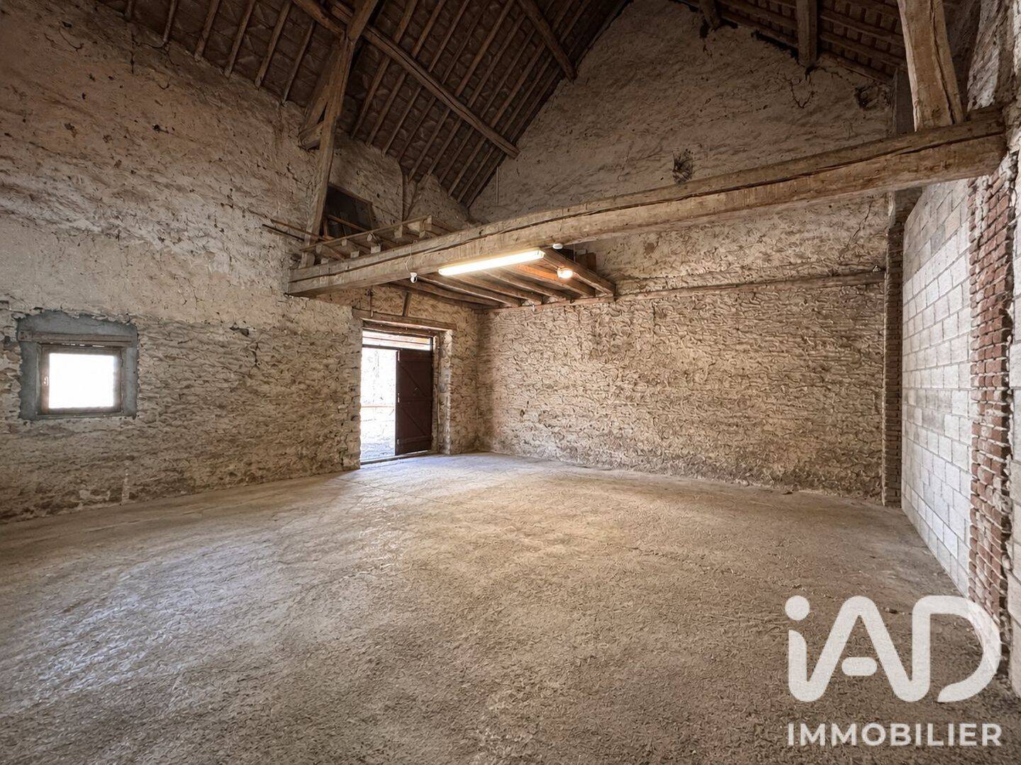 Maison 5 pièces 146 m² · à Gallardon · 146 m² · 330 000 €