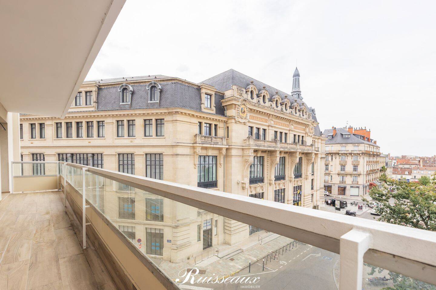 Appartement 5 pièces 117 m² · à Dijon · 116,8 m² · 720 000 €