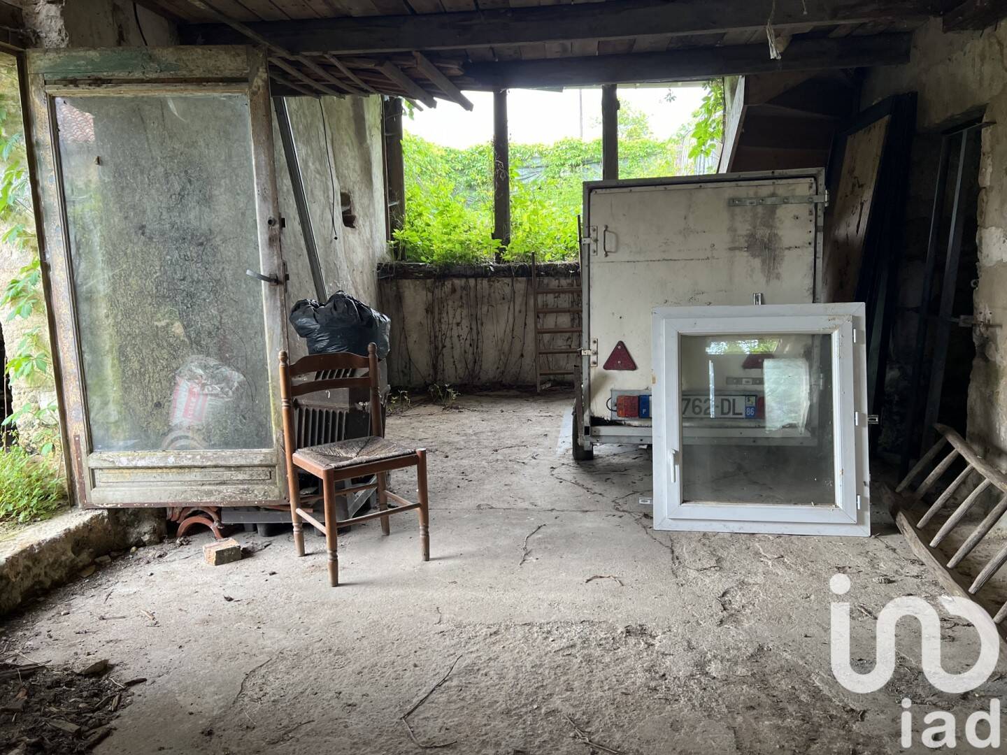 Maison 2 pièces 43 m² · à La Chapelle-Pouilloux · 43 m² · 20 000 €