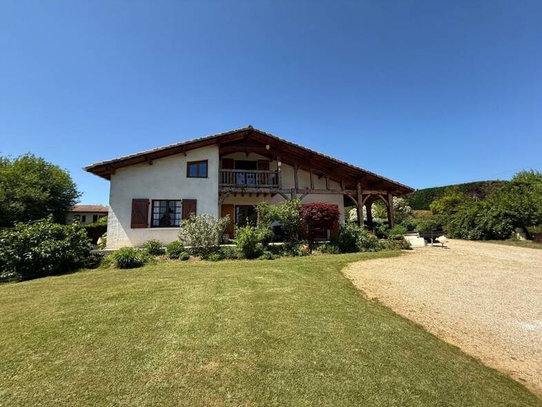 Maison à vendre 318 000 € 4 pièces 3 chambres 138 m² 2 000 m² de terrain Pujo-le-Plan 40190