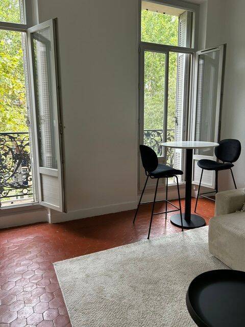 Appartement 2 pièces 52 m² · à Aix-en-Provence · 52 m² · 1 050 €/mois