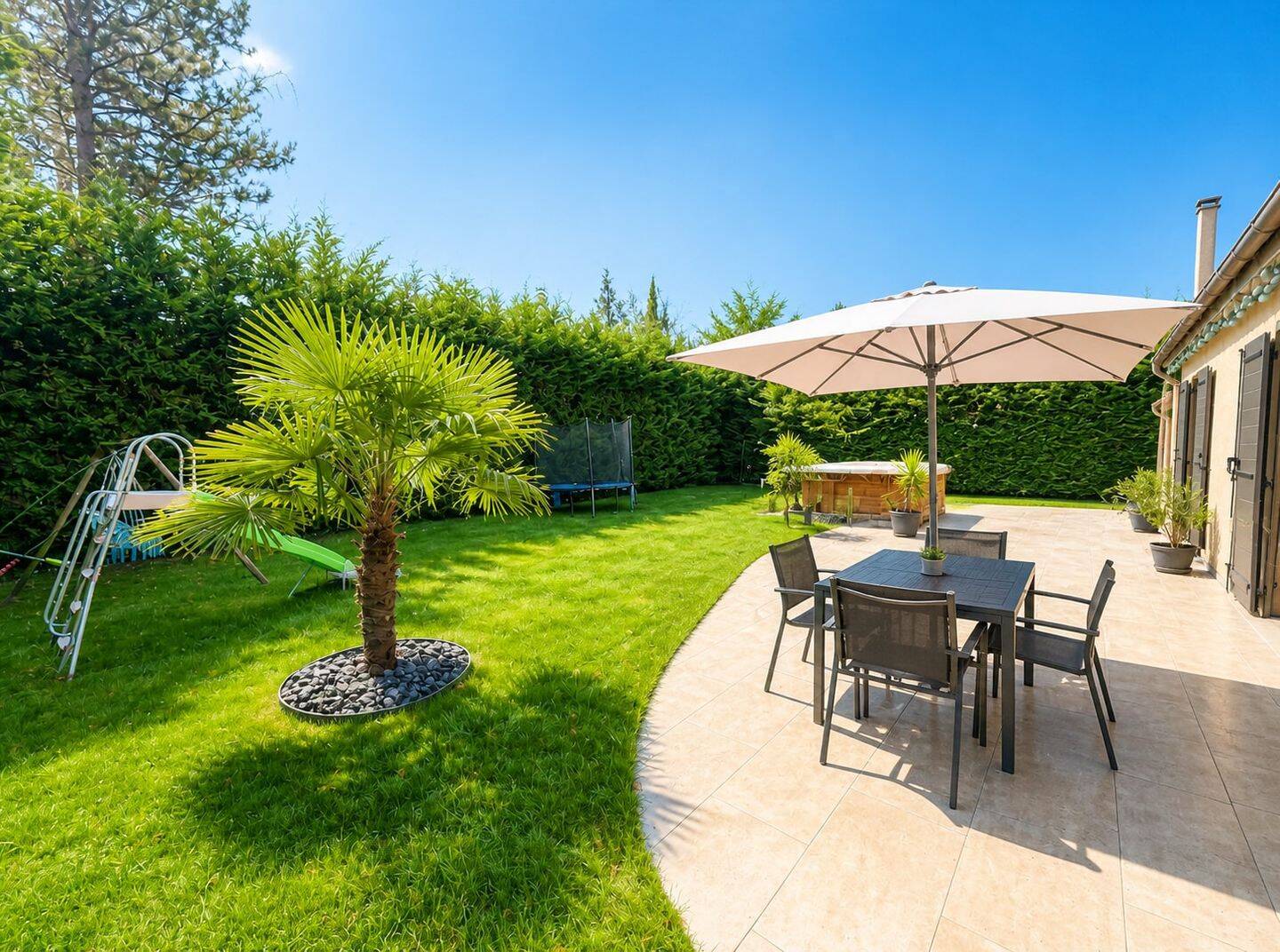 Maison 7 pièces 191 m² · à La Queue-en-Brie · 191 m² · 637 000 €