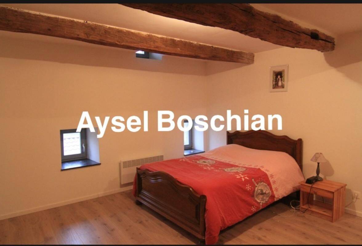 Maison 6 pièces 180 m² · à Marville · 180 m² · 250 000 €