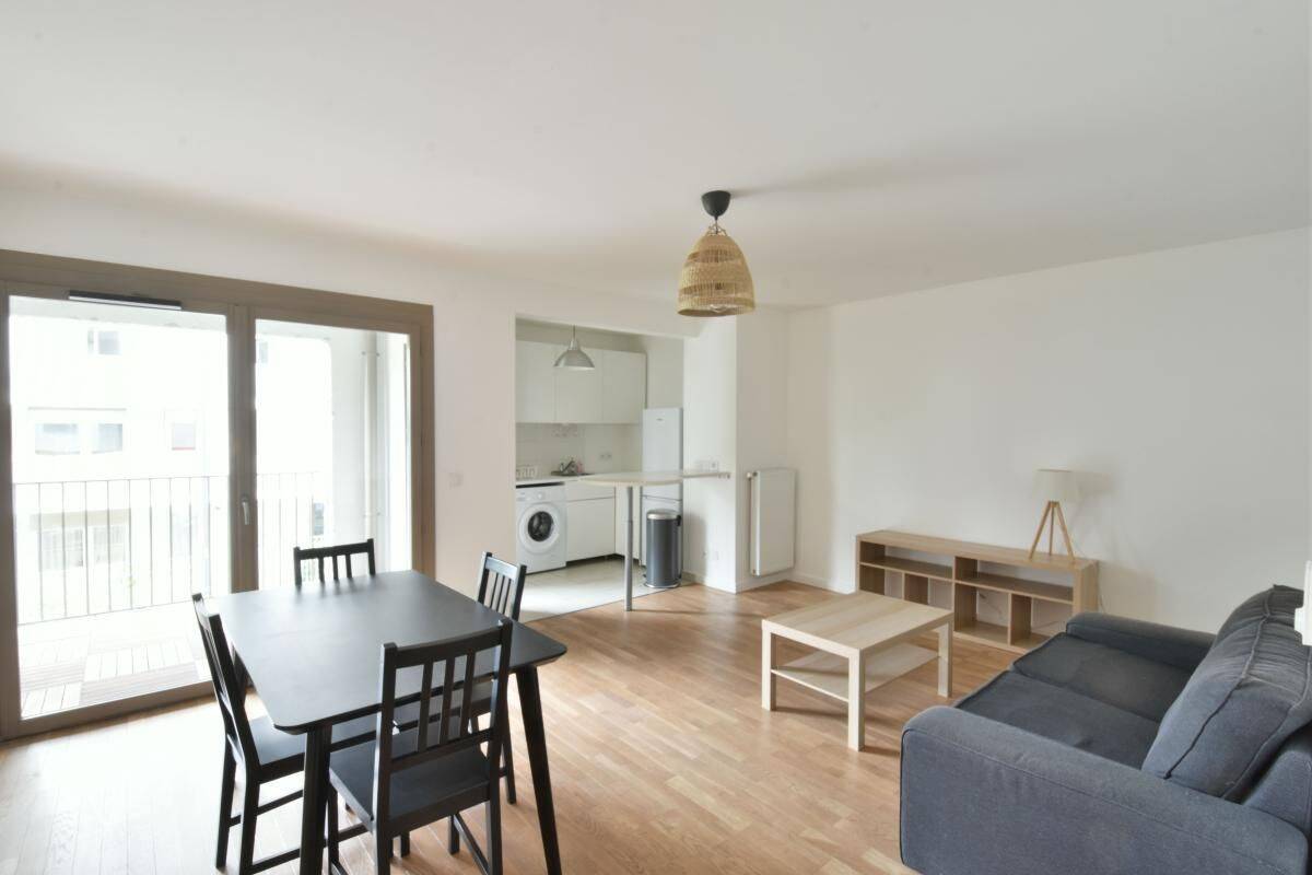Appartement 1 pièce 45 m² · à Lyon 8ème Arrondissement · 45,3 m² · 1 076 €