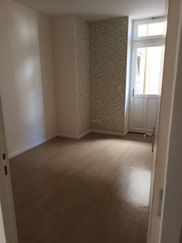 Appartement 3 pièces 63 m² · à Saint-Chamond · 63 m² · 429 €/mois