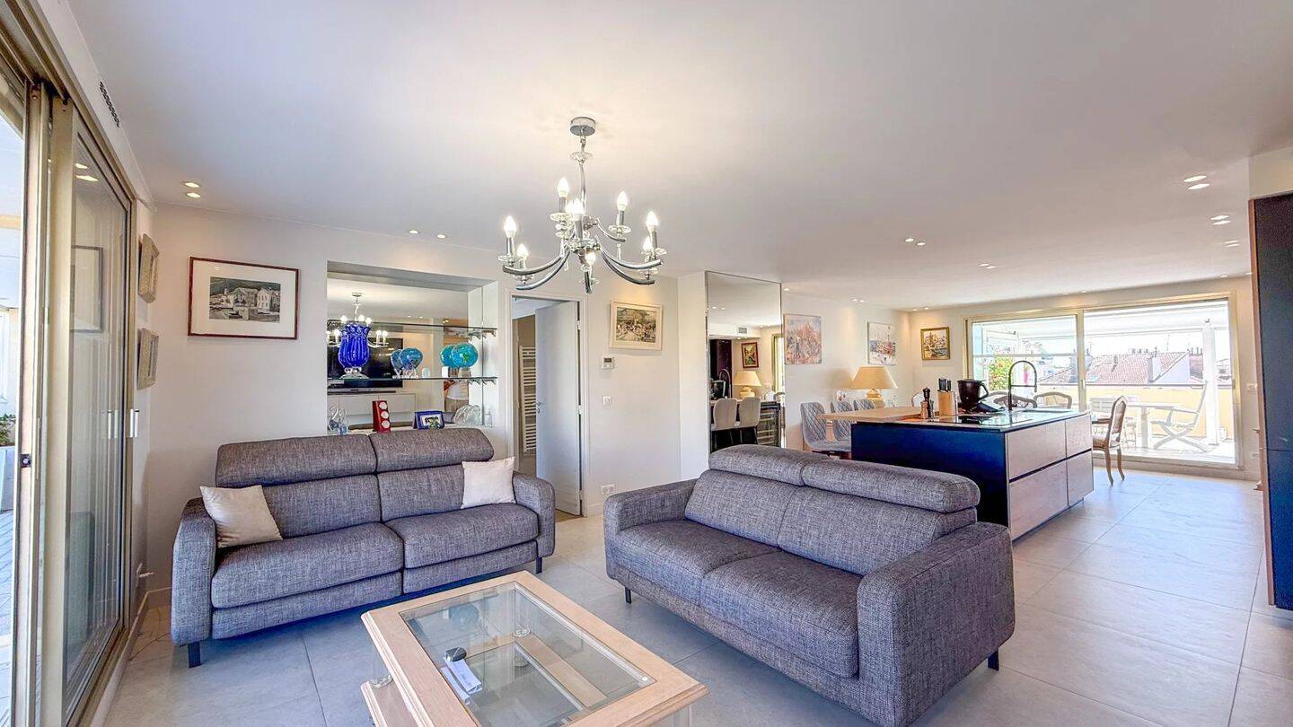 Appartement 4 pièces 97 m² · à Cannes · 96,8 m² · 990 000 €
