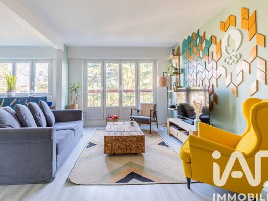 Appartement à vendre 199 000 € 4 pièces 2 chambres 75 m² Étage 3/3 Rue de Gravigny Chilly-Mazarin 91380