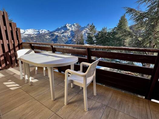 Appartement à vendre 164 300 € 2 pièces 1 chambre 50 m² Étage 1/4 Uvernet-Fours 04400