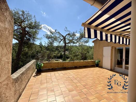 Villa à vendre 534 000 € 5 pièces 3 chambres 127 m² 1 000 m² de terrain La Destrousse 13112