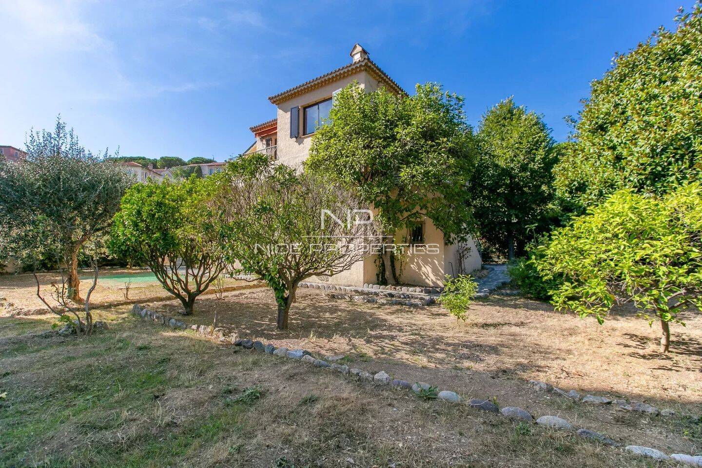 Maison 8 pièces 159 m² · à Villefranche-sur-Mer · 159 m² · 1 890 000 €