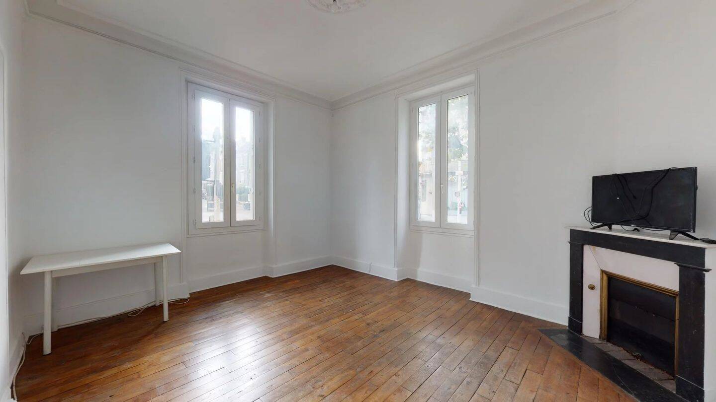 Appartement 1 pièce 31 m² · à Brive-la-Gaillarde · 31 m² · 380 €