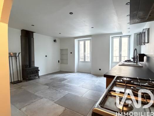 Maison à vendre 139 000 € 5 pièces 3 chambres 91 m² Saint-Jean-du-Bruel 12230