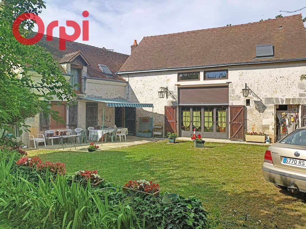 Maison 5 pièces 162 m² · à Savigny-sur-Braye · 162 m² · 214 000 €