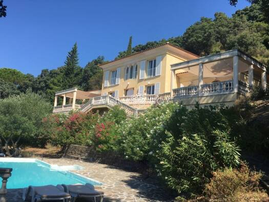 Villa à vendre 3 885 000 € 1 pièce 4 chambres 190 m² 3 174 m² de terrain Rayol-Canadel-sur-Mer 83820