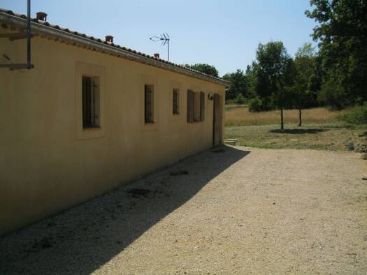 Maison à louer 790 € 3 pièces 2 chambres 80 m² 1 000 m² de terrain Saint-Remèze 07700