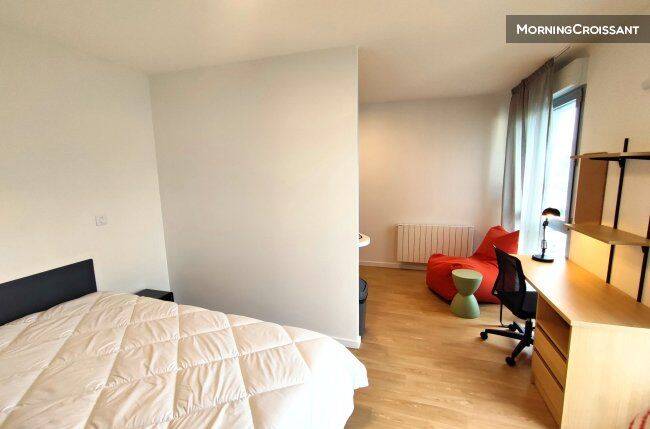 Appartement 1 pièce 27 m² · à Clermont-Ferrand · 27 m² · 880 €