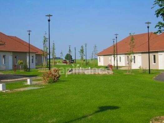 Maison de plain-pied à vendre 55 000 € 4 pièces 3 chambres 68 m² 11 765 m² de terrain Herry 18140