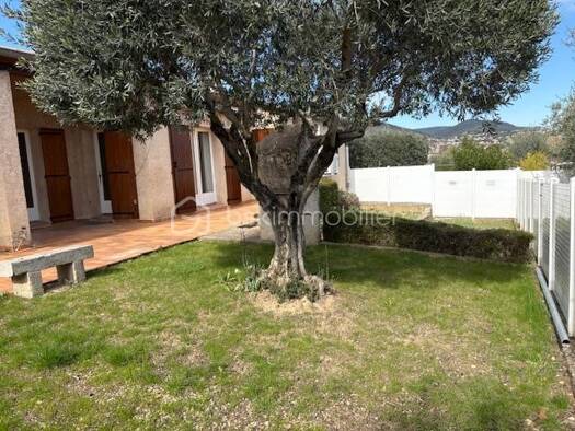 Maison de plain-pied à vendre 290 000 € 5 pièces 4 chambres 105 m² Saint Pancrace-Les Serrets Manosque 04100