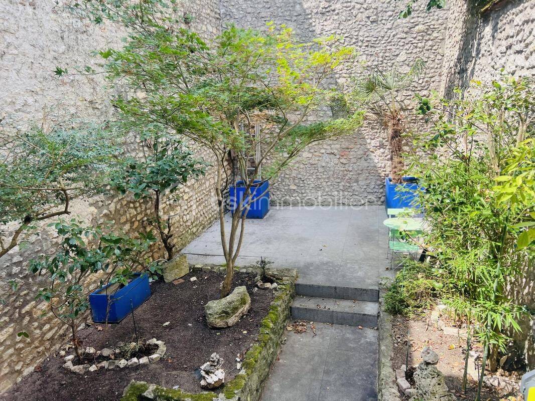 Maison 7 pièces 164 m² · à Orléans · 164 m² · 470 000 €