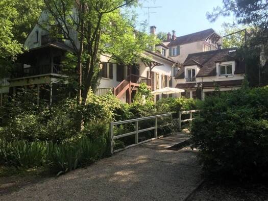 Propriété à vendre 1 180 000 € 15 pièces 9 chambres 560 m² 5 400 m² de terrain Immarmont Osny 95520