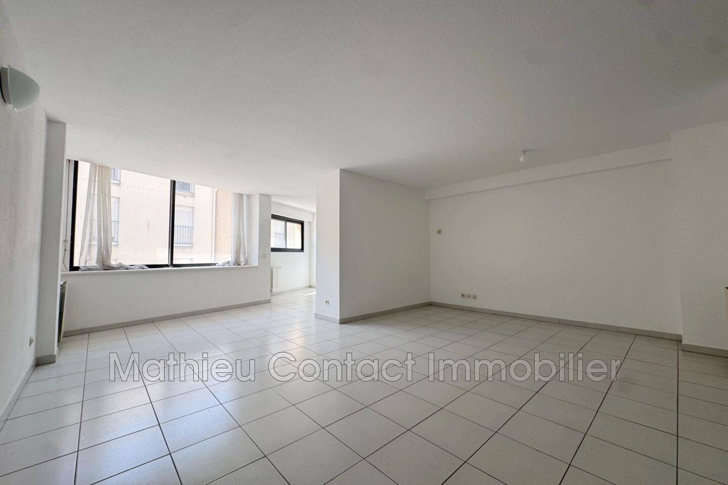 Appartement 3 pièces 71 m² · à Nîmes · 71,3 m² · 185 000 €