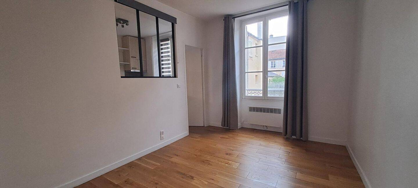 Appartement 2 pièces 24 m² · à Versailles · 24 m² · 872 €/mois