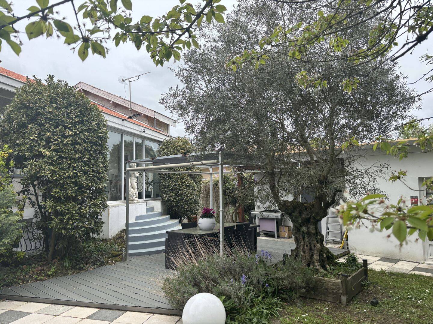 Maison 7 pièces 150 m² · à Mérignac · 150 m² · 595 650 €