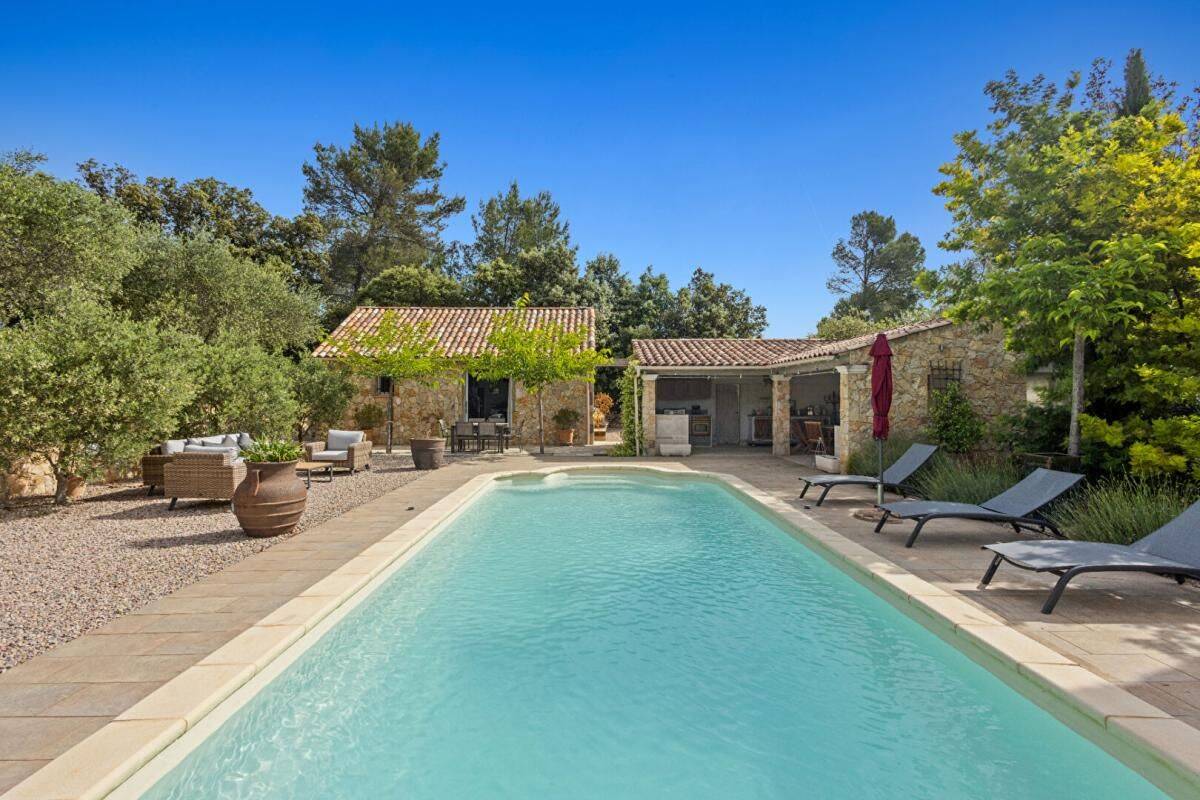 Maison 6 pièces 138 m² · à Montfort-sur-Argens · 138 m² · 640 000 €