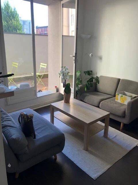 Appartement 4 pièces 64 m² · à Lyon 2ème Arrondissement · 64,1 m² · 1 070 €/mois