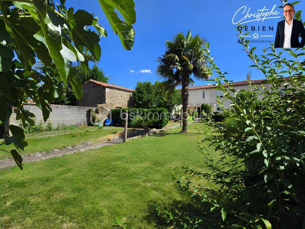 Maison 7 pièces 145 m² · à Les Herbiers · 145 m² · 209 000 €