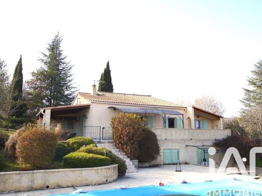 Maison à vendre 448 000 € 6 pièces 5 chambres 182 m² 1 719 m² de terrain Forcalquier 04300