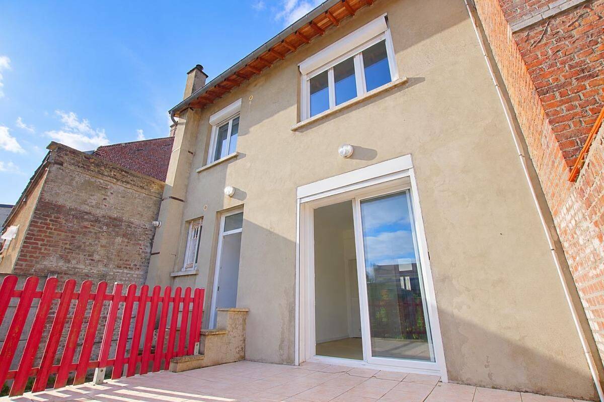 Maison 5 pièces 95 m² · à Ham · 94,6 m² · 110 000 €