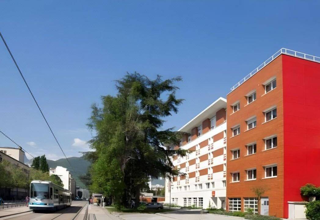 Appartement 2 pièces 31 m² · à Grenoble · 31 m² · 730 €
