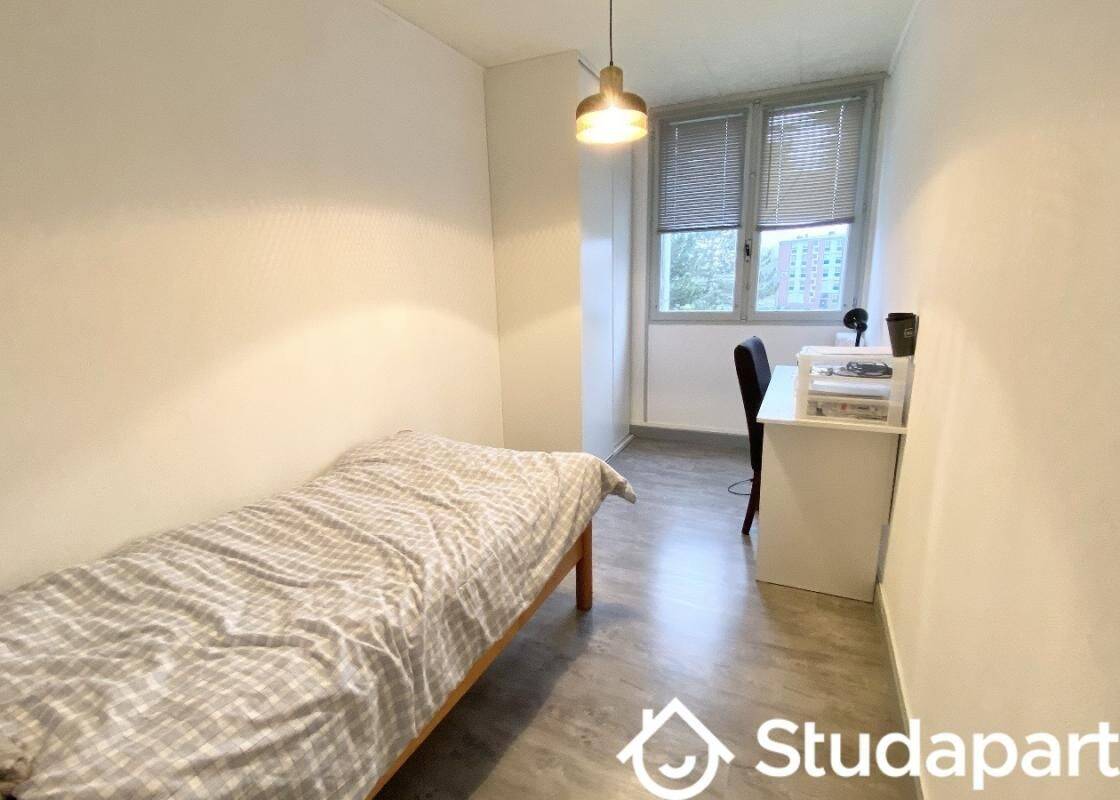 1 pièce 9 m² · à Amiens · 9 m² · 380 €/mois
